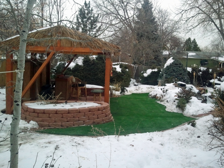 Artificial Grass Installation La Presa, California Rooftop, Small Backyard Ideas