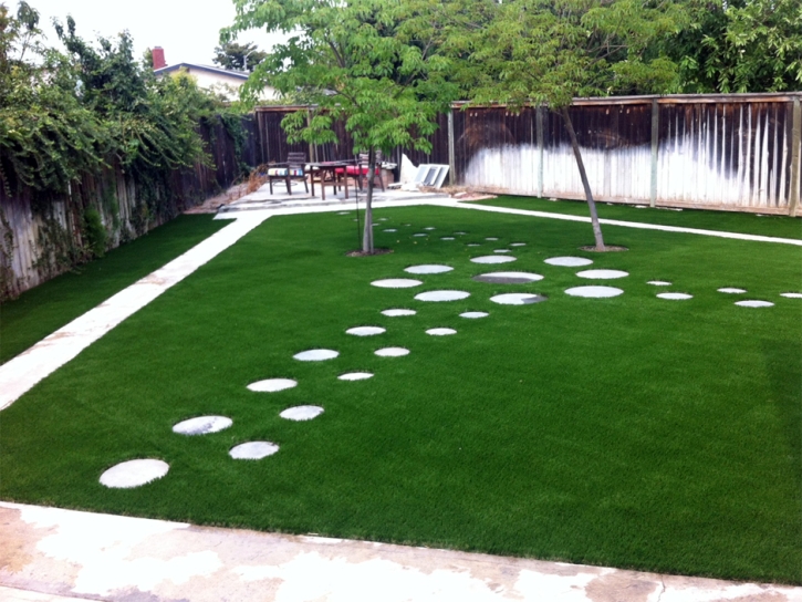 Grass Carpet Bostonia, California Landscape Rock, Backyard Landscape Ideas